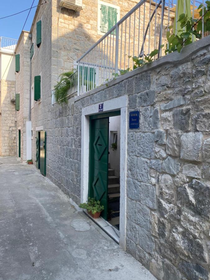 Apartment Stari Dvor Kaštela المظهر الخارجي الصورة