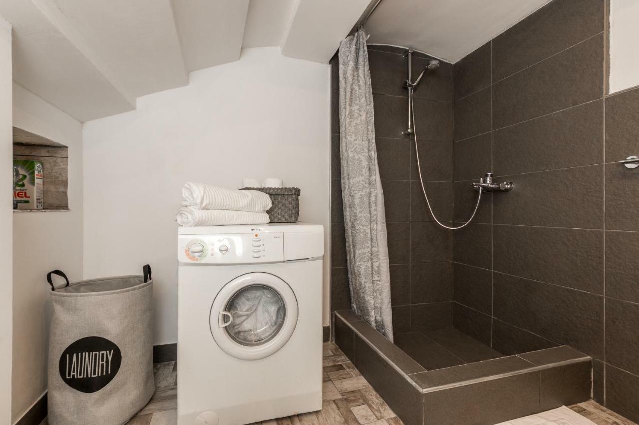 Apartment Stari Dvor Kaštela المظهر الخارجي الصورة