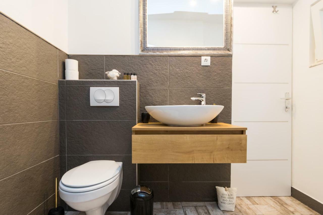 Apartment Stari Dvor Kaštela المظهر الخارجي الصورة