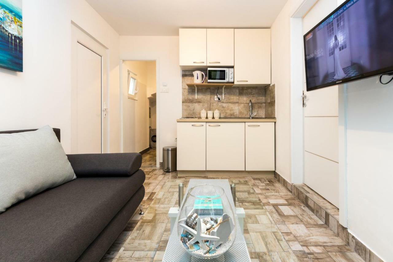 Apartment Stari Dvor Kaštela المظهر الخارجي الصورة